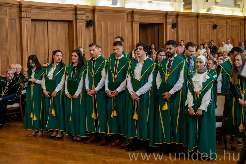 Buổi tốt nghiệp cho sinh viên Tiến sĩ tại Đại học Debrecen