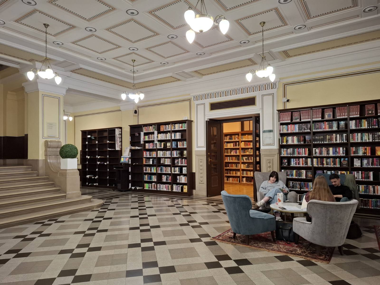 Đại Học Debrecen Hỗ Trợ Người Lao Động Suy Giảm Khả Năng Lao Động Với Nhiều Chính Sách Thiết Thực