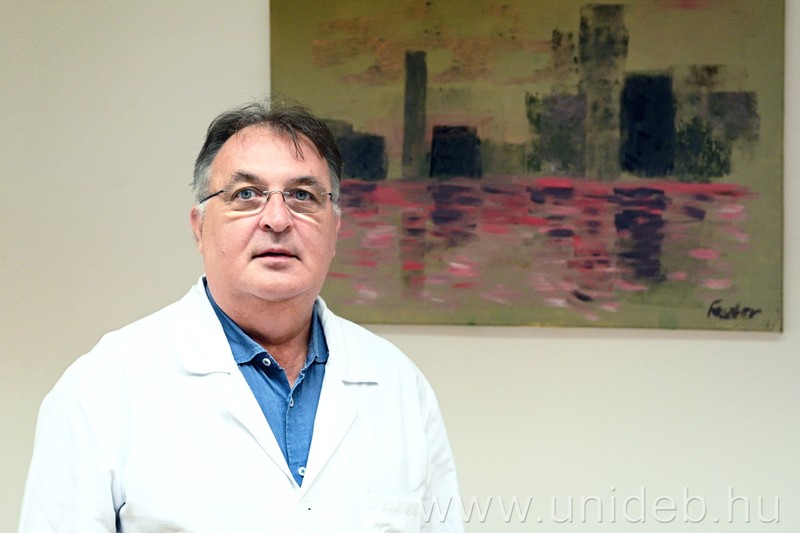Giáo sư Đại học Debrecen được trao giải thưởng quốc gia cho cống hiến về ghép tạng