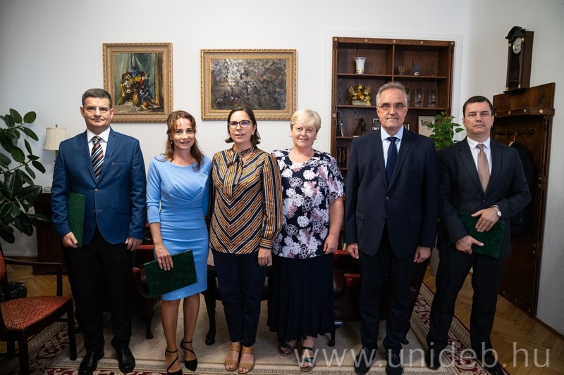 Trung tâm phòng khám Đại học Debrecen bổ nhiệm những chuyên gia mới