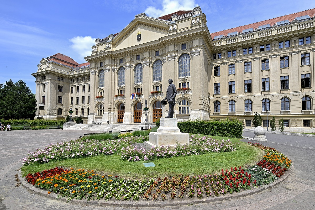 Đại học Debrecen tăng bốn trăm hạng trên bảng xếp hạng thế giới Times Higher Education