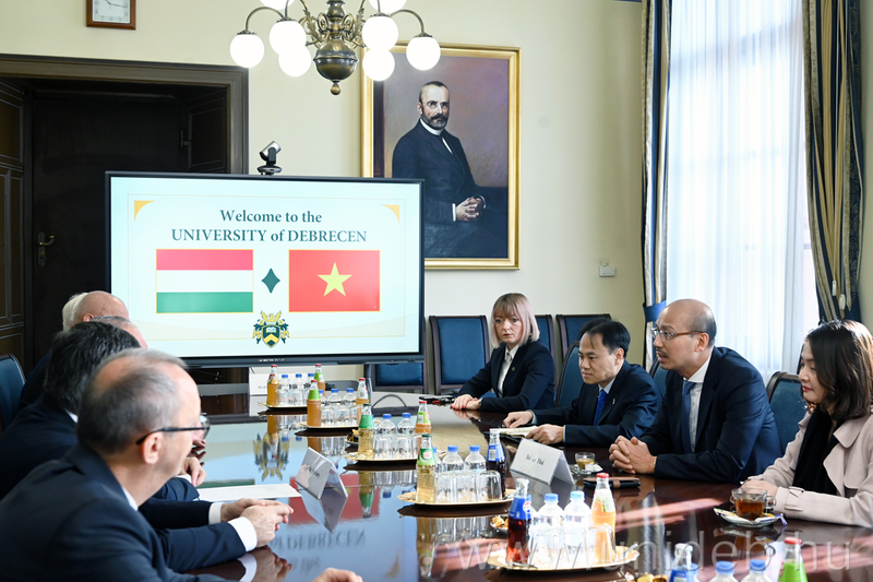 Hành trình 75 năm hữu nghị Việt Nam – Hungary