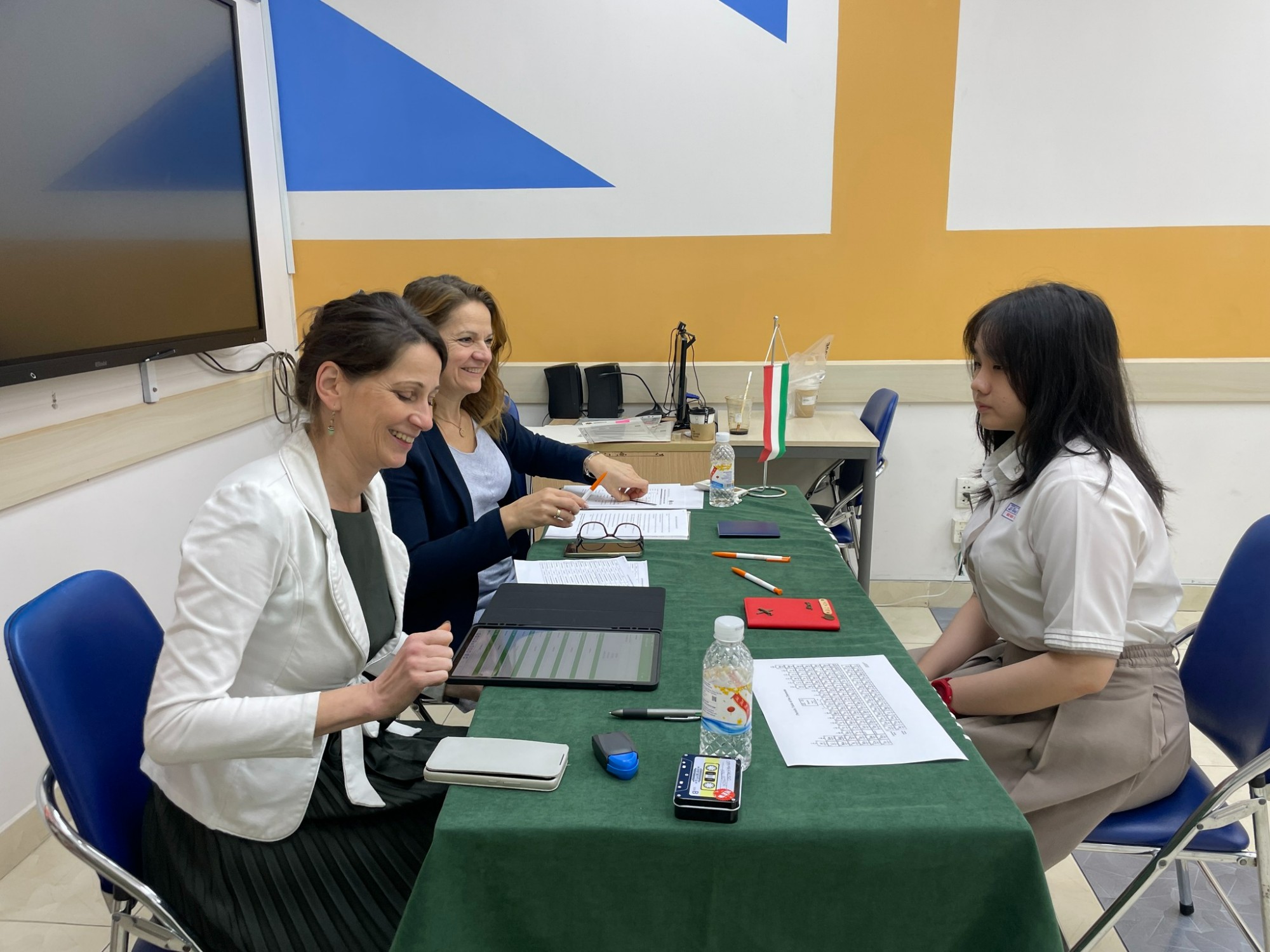 HỌC SINH TỰ TIN DỰ KIỂM TRA ĐẦU VÀO CÁC NGÀNH Y TẾ ĐẠI HỌC DEBRECEN | 11.2025